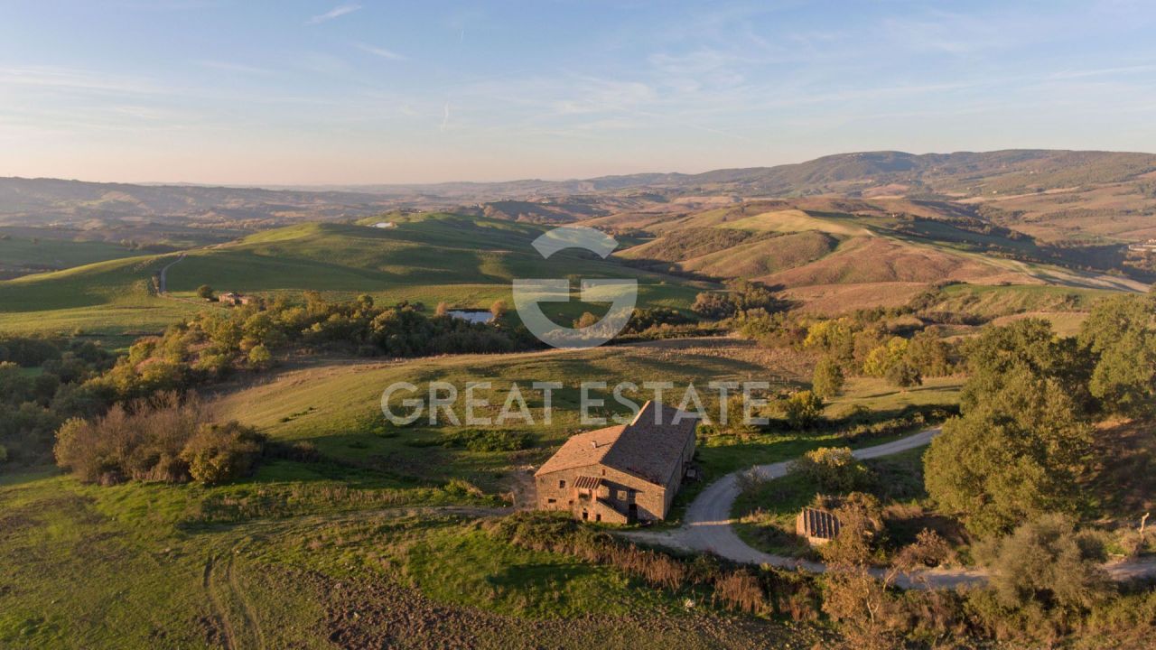 Дом Radicofani, Италия, 753.1 м² - фото 2