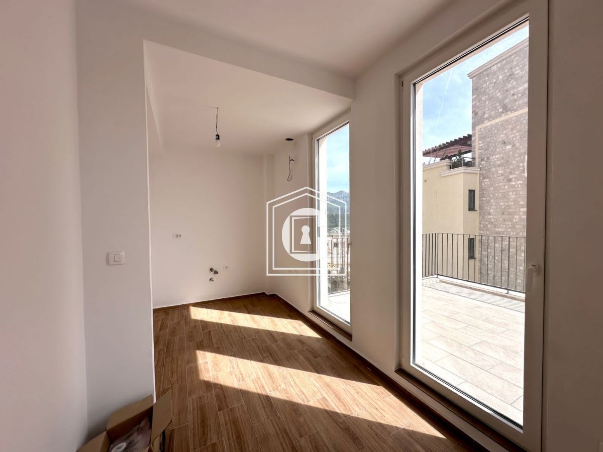 Апартаменты в Бечичи, Черногория, 53 м² - фото 2