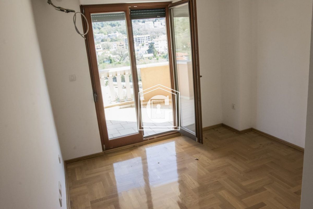 Апартаменты в Будве, Черногория, 111 м² - фото 8