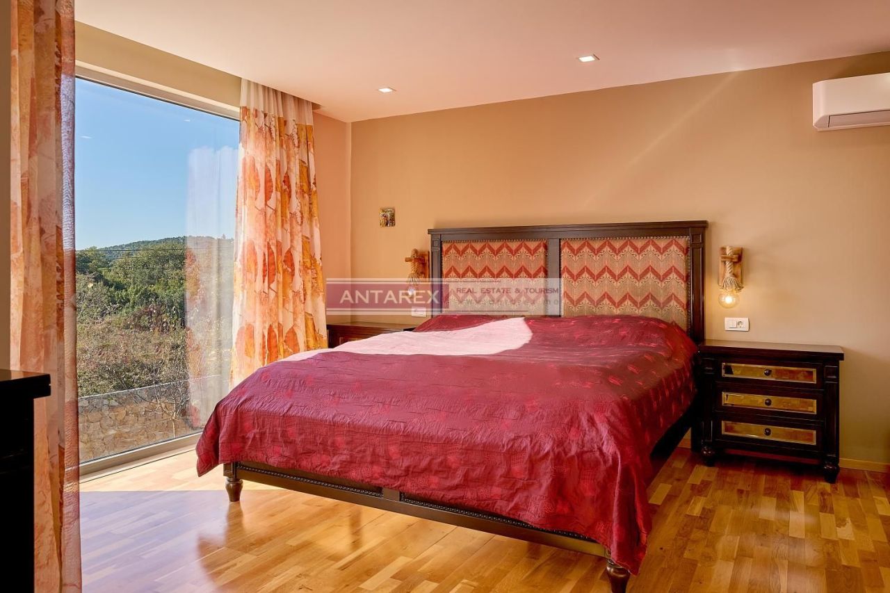 Вилла в Кримовице, Черногория, 200 м² - фото 8