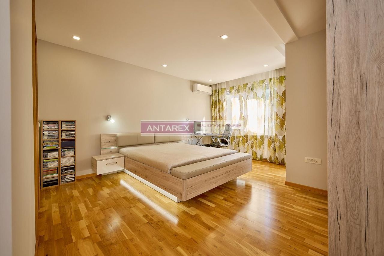 Вилла в Кримовице, Черногория, 200 м² - фото 12