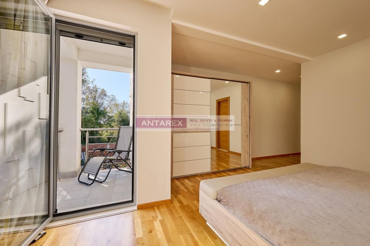 Вилла в Кримовице, Черногория, 200 м² - фото 13