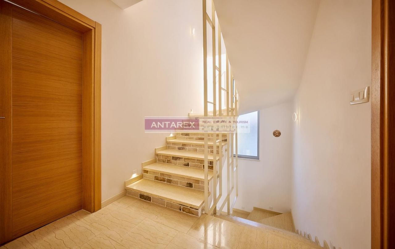 Вилла в Кримовице, Черногория, 200 м² - фото 17