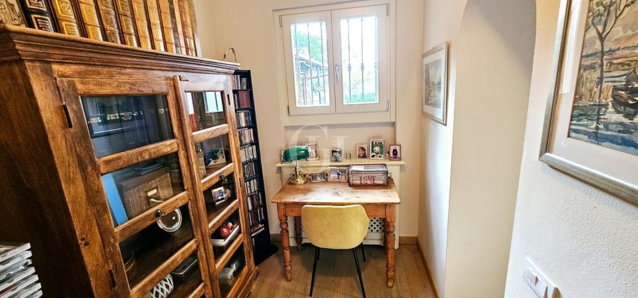 Вилла у озера Гарда, Италия, 189 м² - фото 6