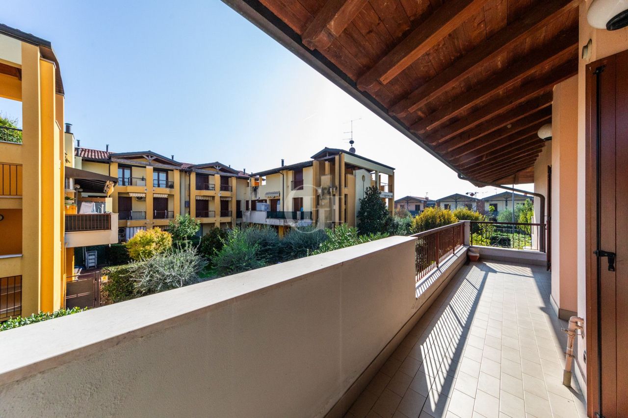 Апартаменты у озера Гарда, Италия, 55 м² - фото 5