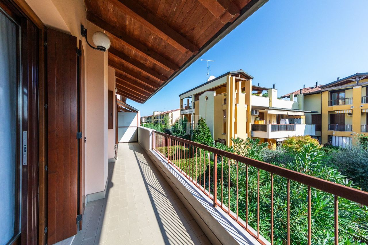 Апартаменты у озера Гарда, Италия, 55 м² - фото 6