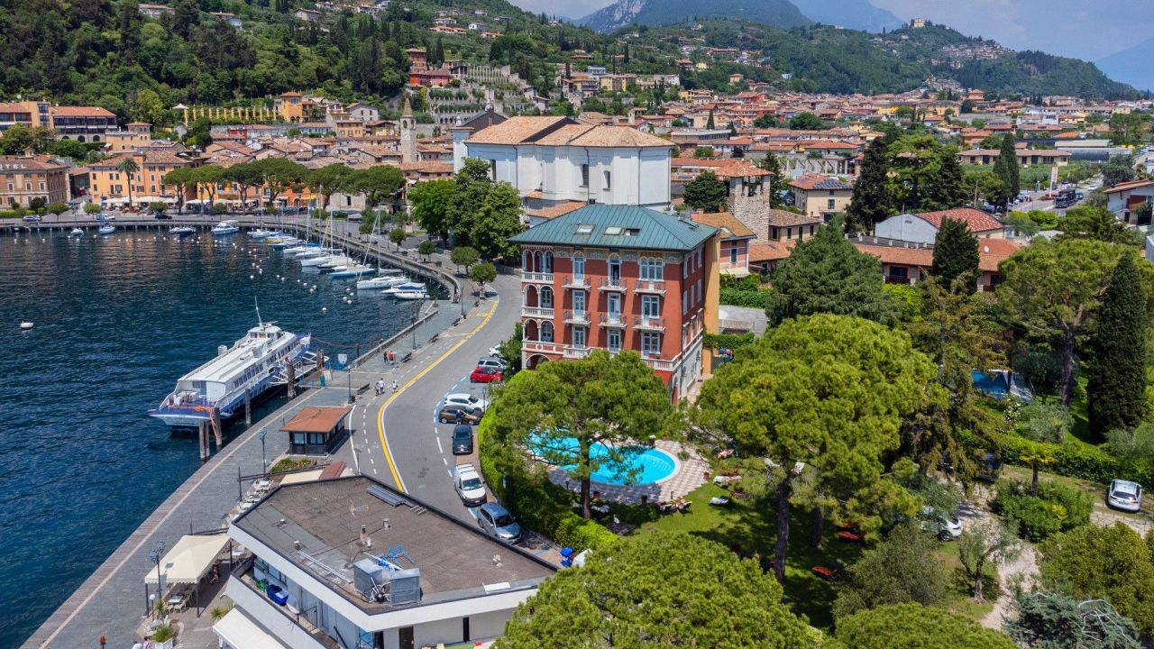 Отель, гостиница у озера Гарда, Италия, 1 900 м² - фото 9