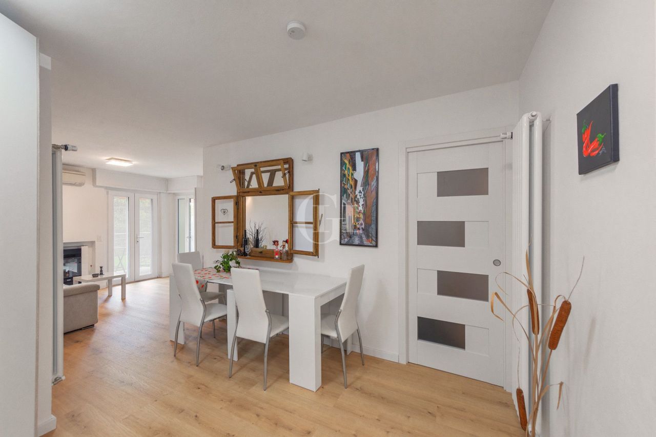 Апартаменты у озера Гарда, Италия, 68 м² - фото 3