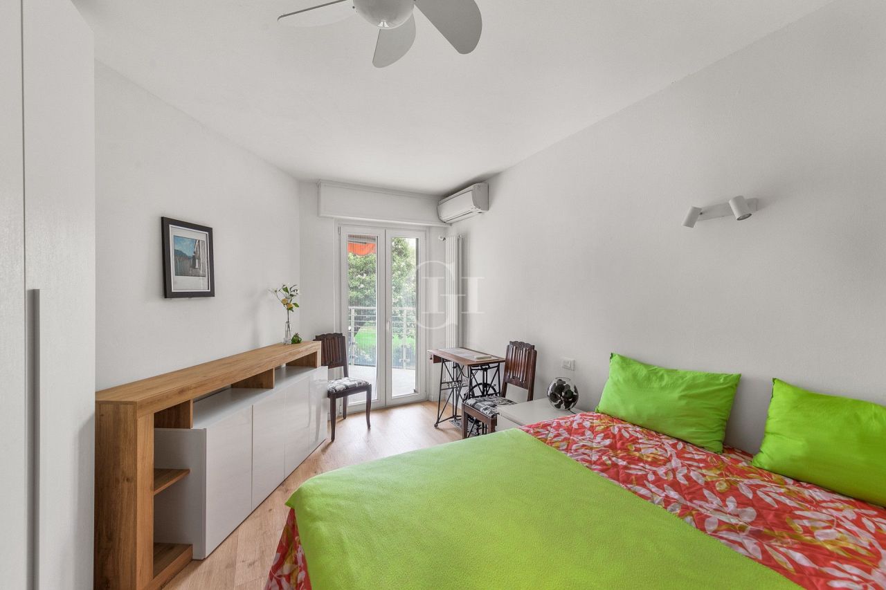 Апартаменты у озера Гарда, Италия, 68 м² - фото 10