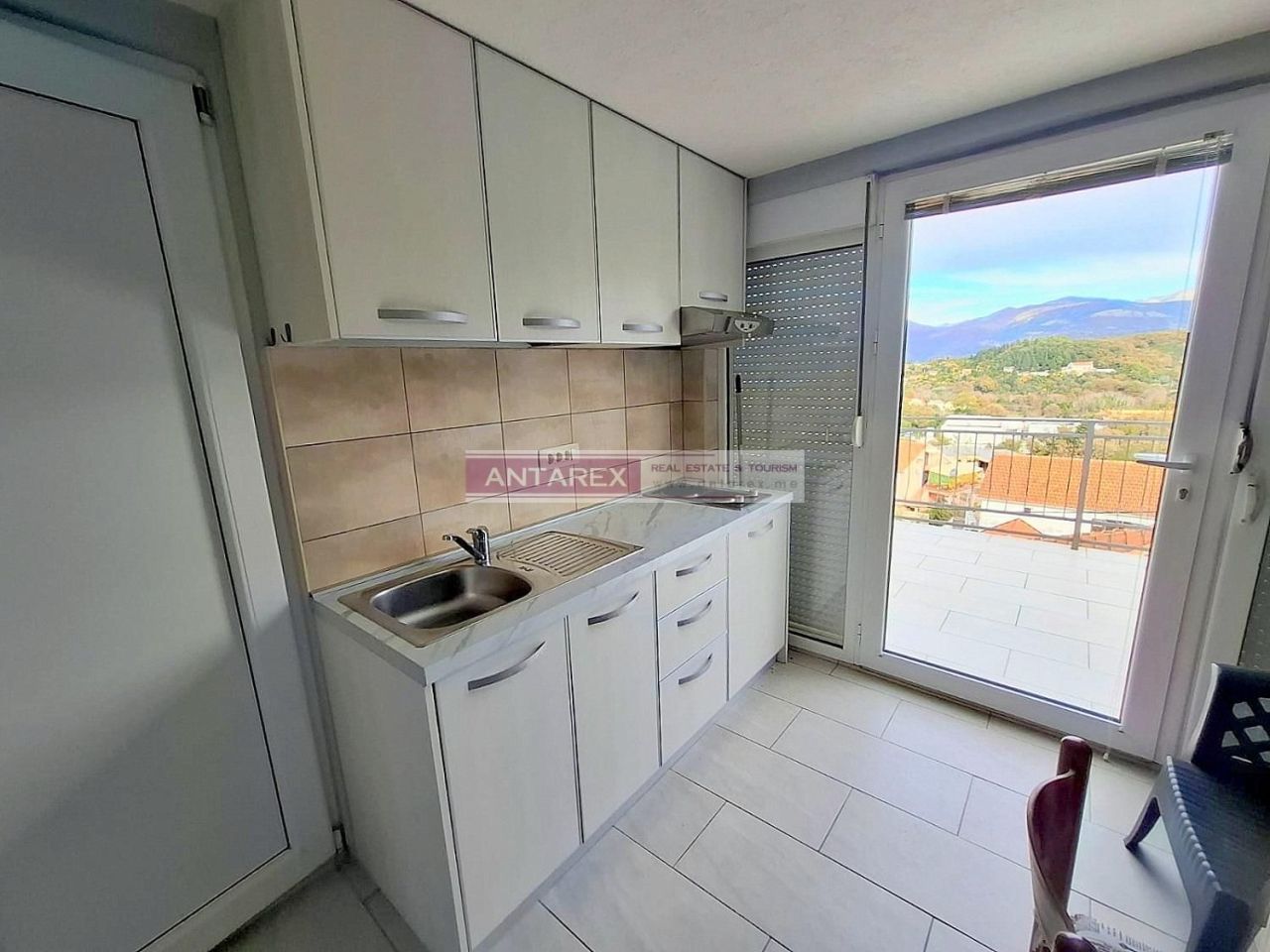 Апартаменты в Радовичах, Черногория, 67 м² - фото 3