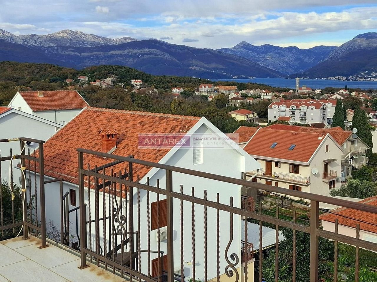 Апартаменты в Радовичах, Черногория, 67 м² - фото 10