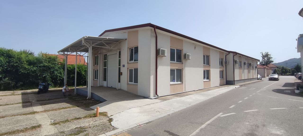 Коммерческая недвижимость в Лознице, Сербия, 476 м² - фото 3