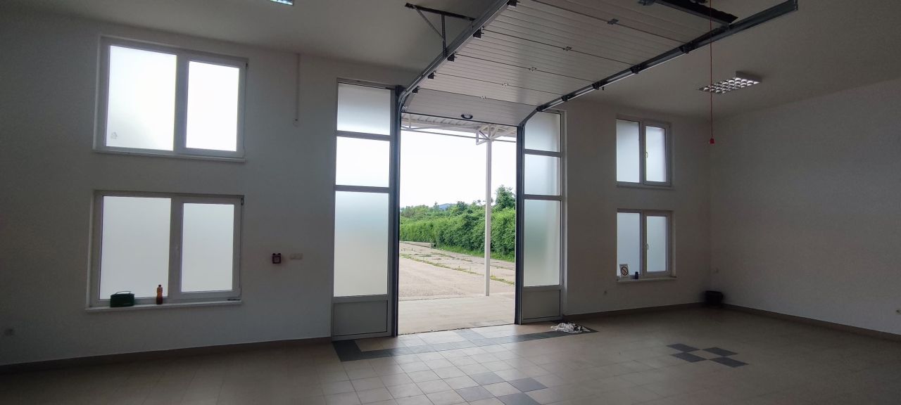 Коммерческая недвижимость в Лознице, Сербия, 476 м² - фото 8