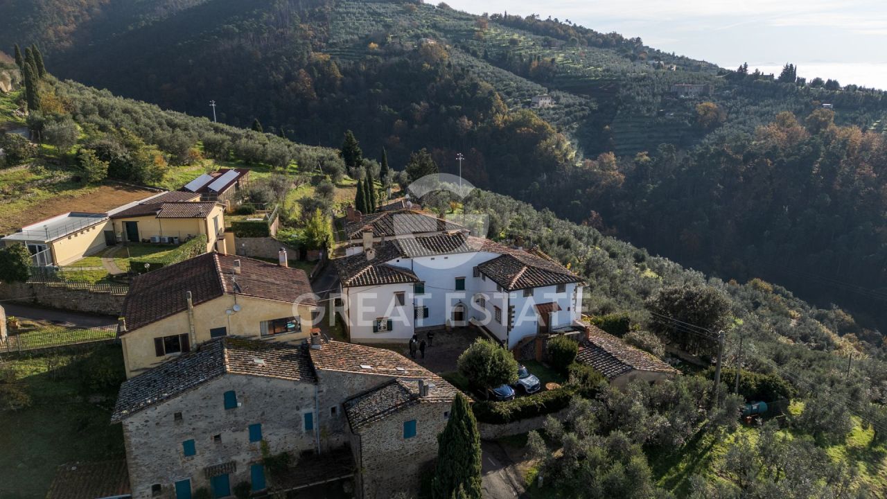 Дом в Винчи, Италия, 239 м² - фото 6