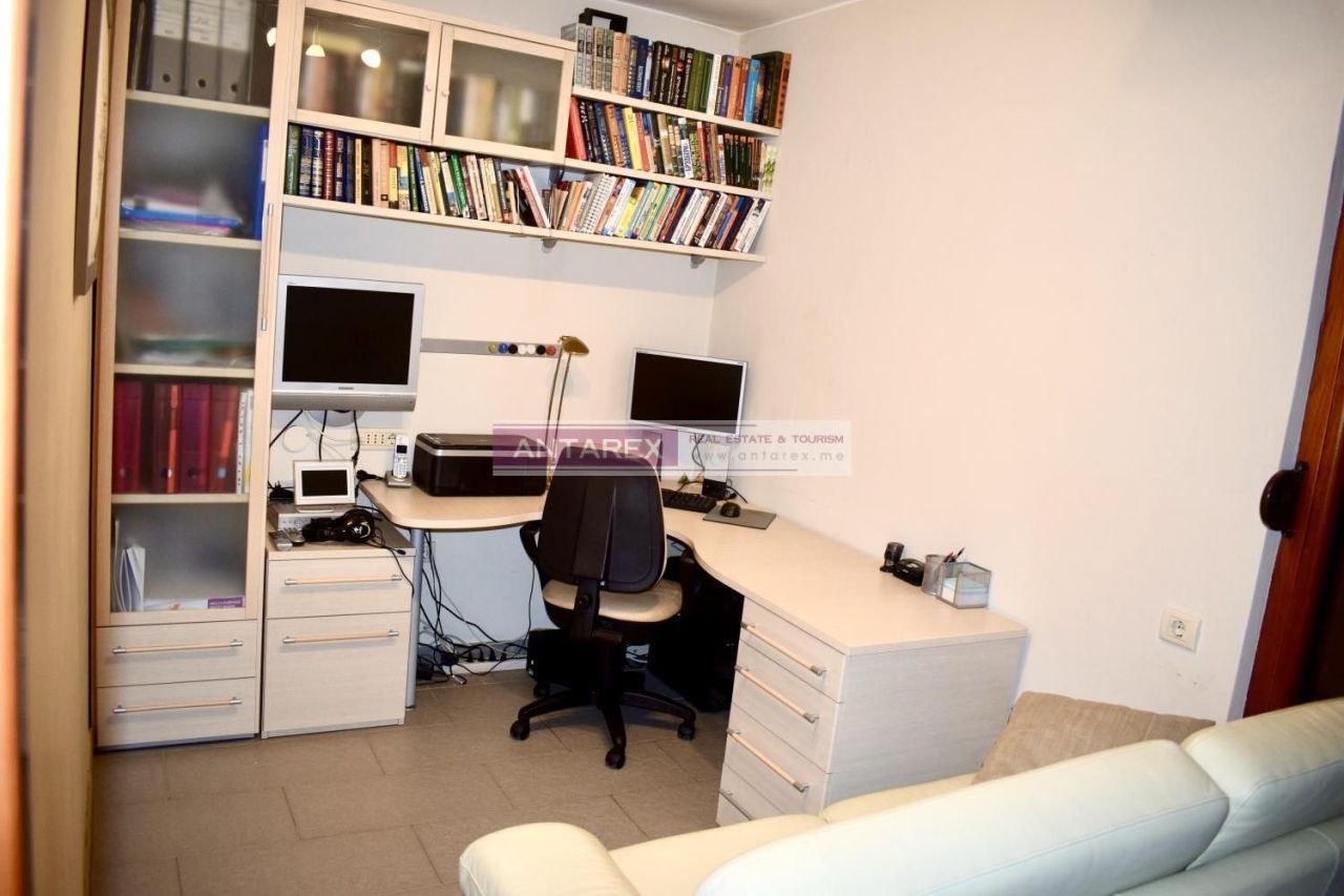 Вилла в Петроваце, Черногория, 217 м² - фото 10