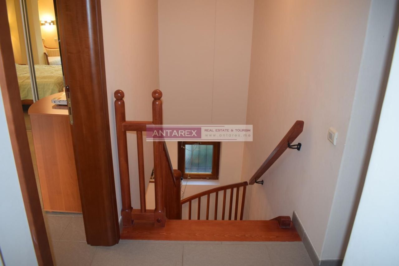 Вилла в Петроваце, Черногория, 217 м² - фото 17