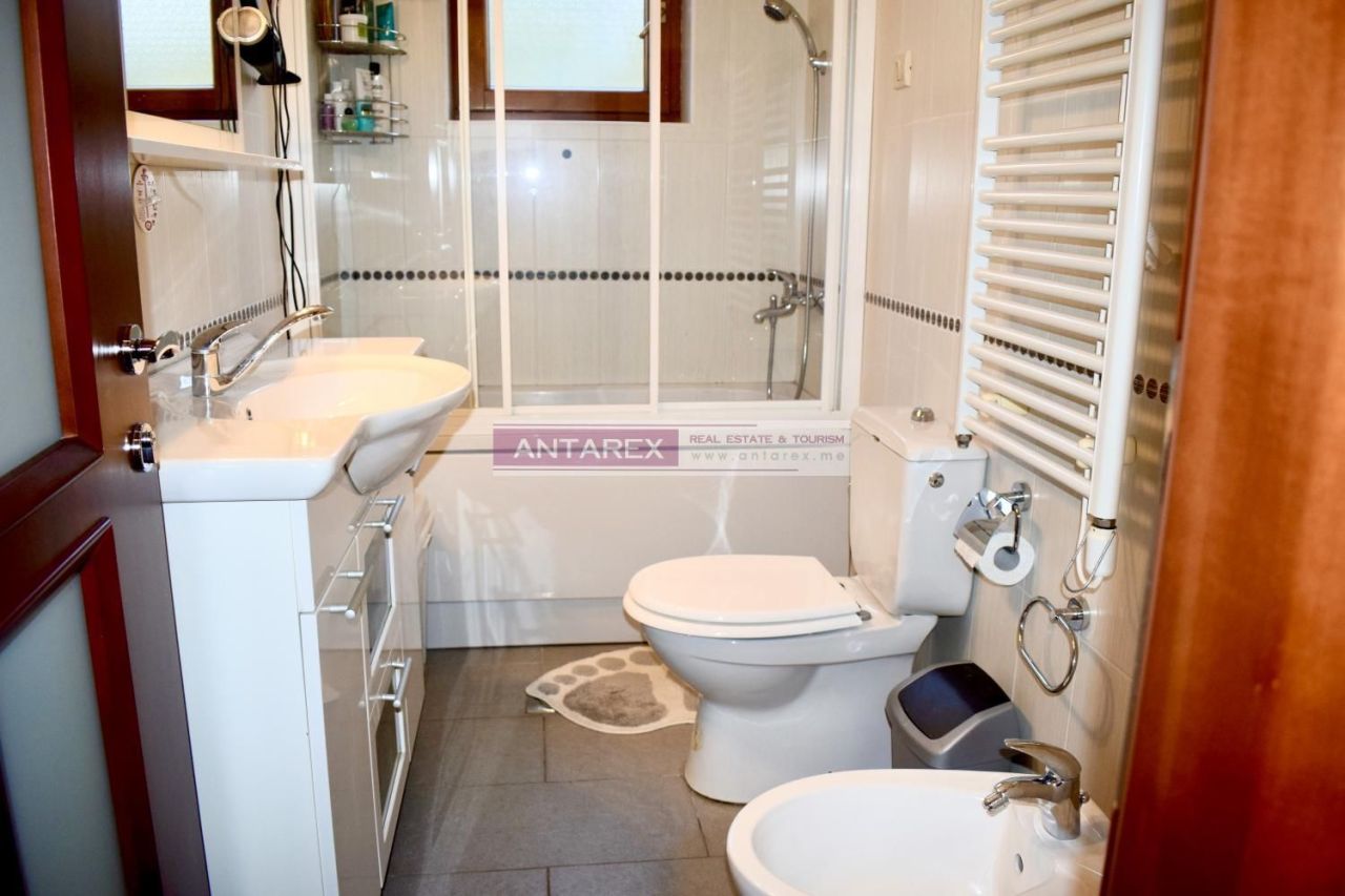 Вилла в Петроваце, Черногория, 217 м² - фото 18