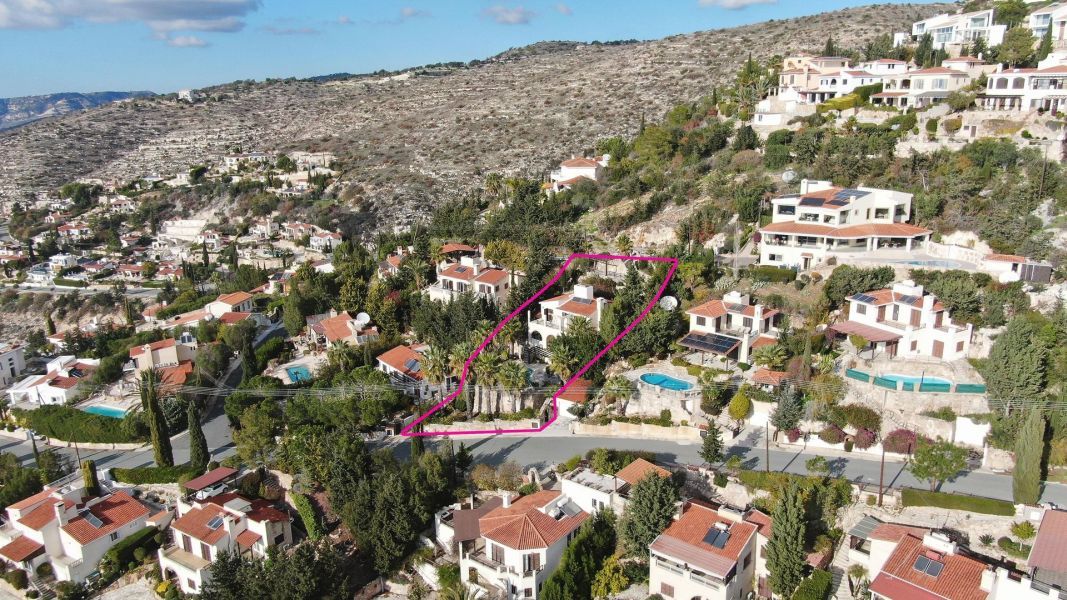 Вилла в Камаресе, Кипр, 230 м² - фото 2