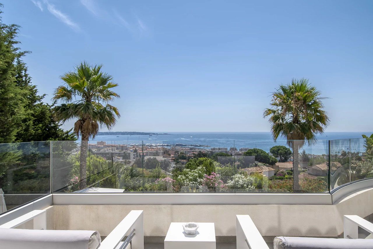 Вилла в Гольф-Жуан, Франция, 235 м² - фото 9