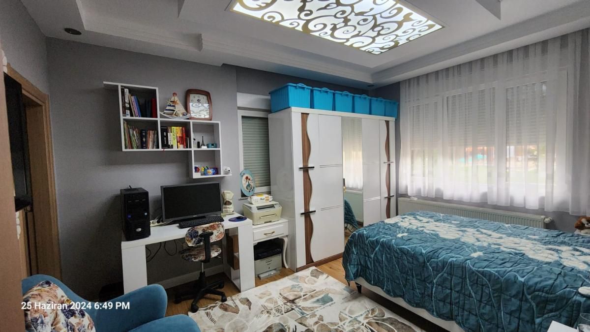 Квартира в Анталии, Турция, 200 м² - фото 16