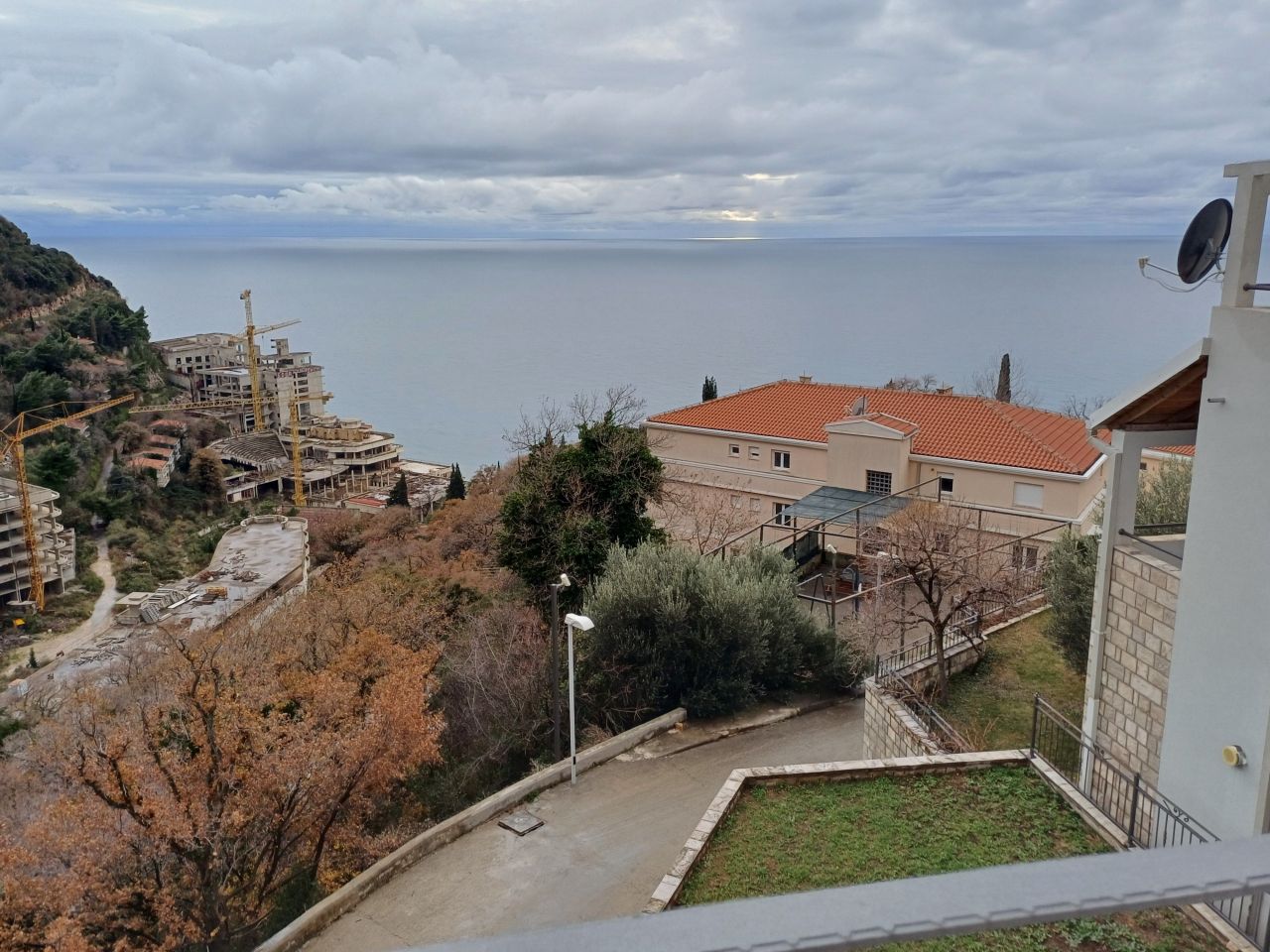 Вилла в Режевичах, Черногория, 279 м² - фото 9