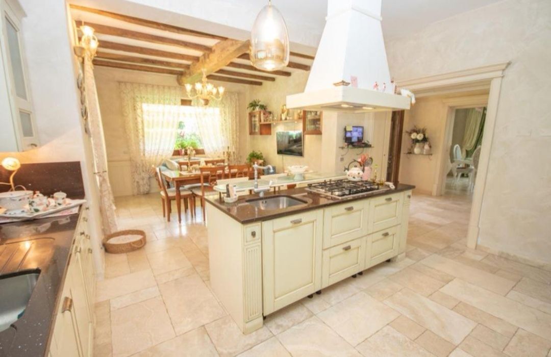 Вилла в Фивиццано, Италия, 600 м² - фото 6