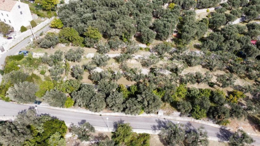 Земля в Режевичах, Черногория, 1 700 м² - фото 3