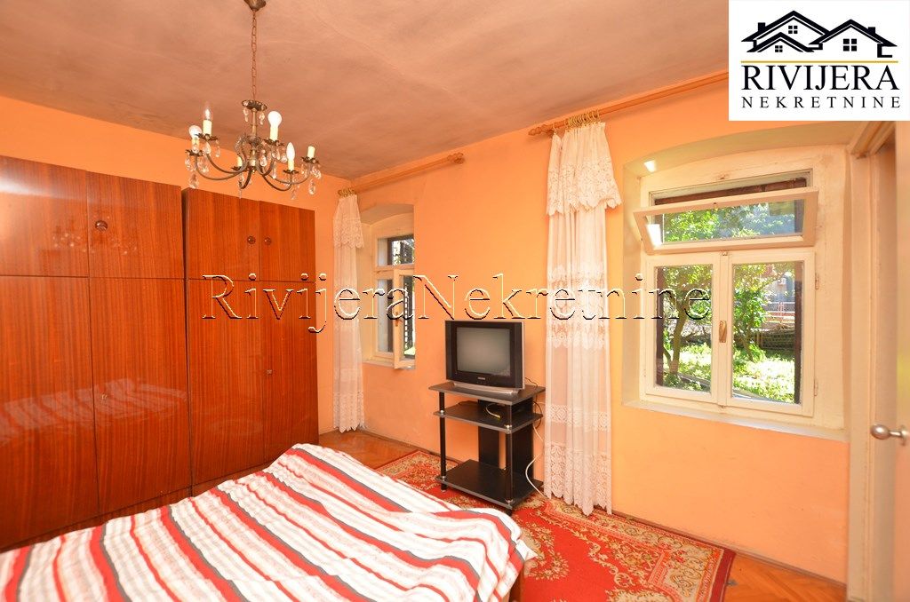 Дом в Херцег-Нови, Черногория, 57 м² - фото 2