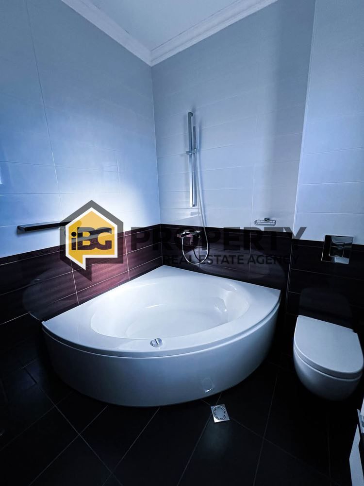 Коттедж в Добриче, Болгария, 250 м² - фото 8