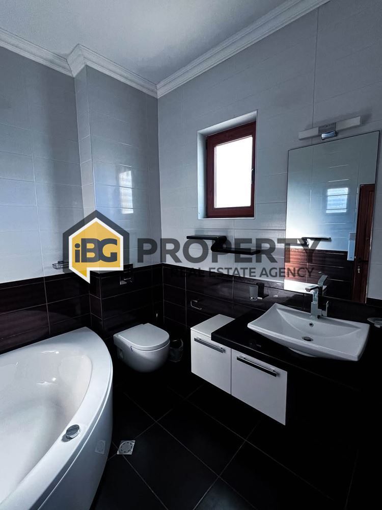 Коттедж в Добриче, Болгария, 250 м² - фото 11