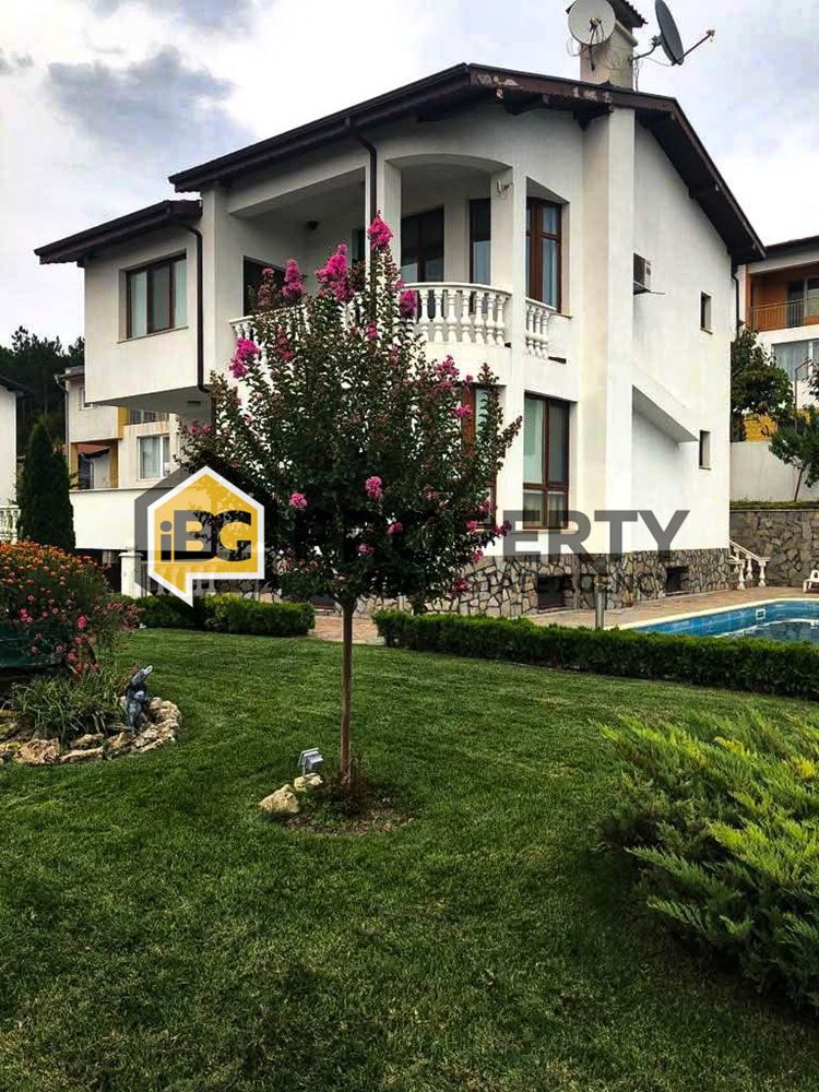 Коттедж в Добриче, Болгария, 250 м² - фото 2