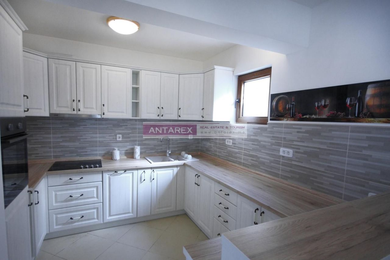 Вилла в Святом Стефане, Черногория, 354 м² - фото 6