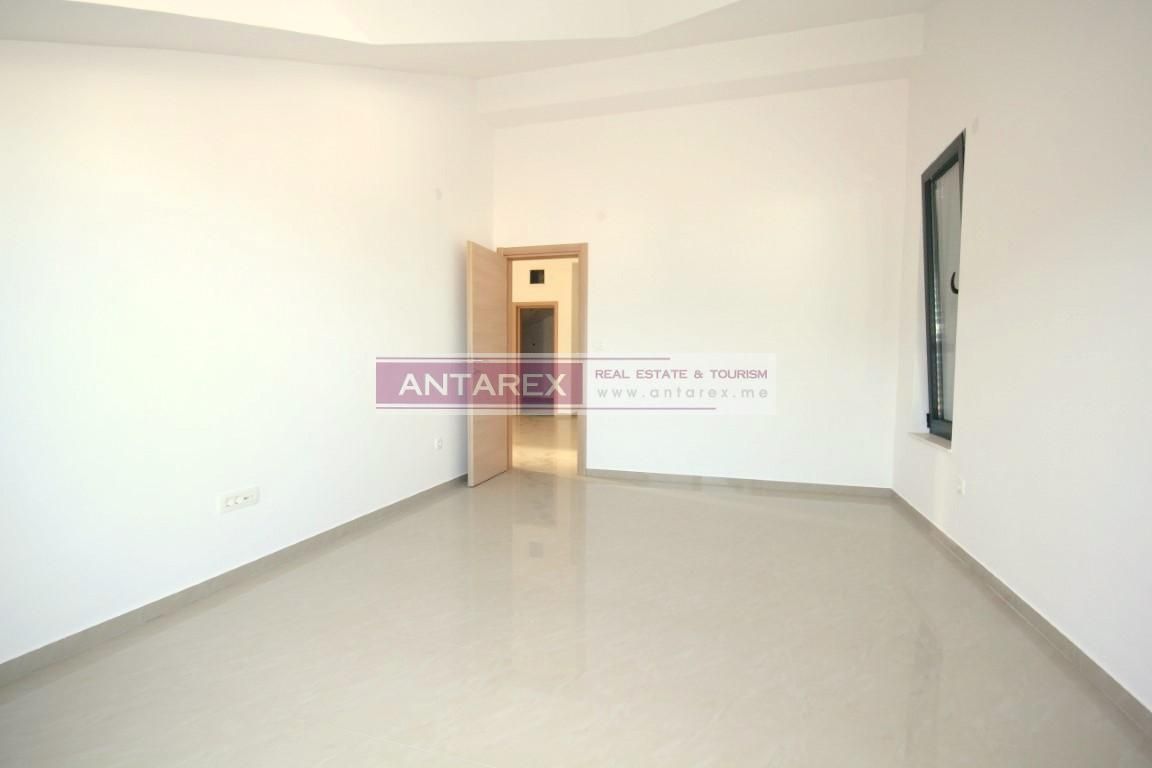 Апартаменты в Игало, Черногория, 97 м² - фото 7