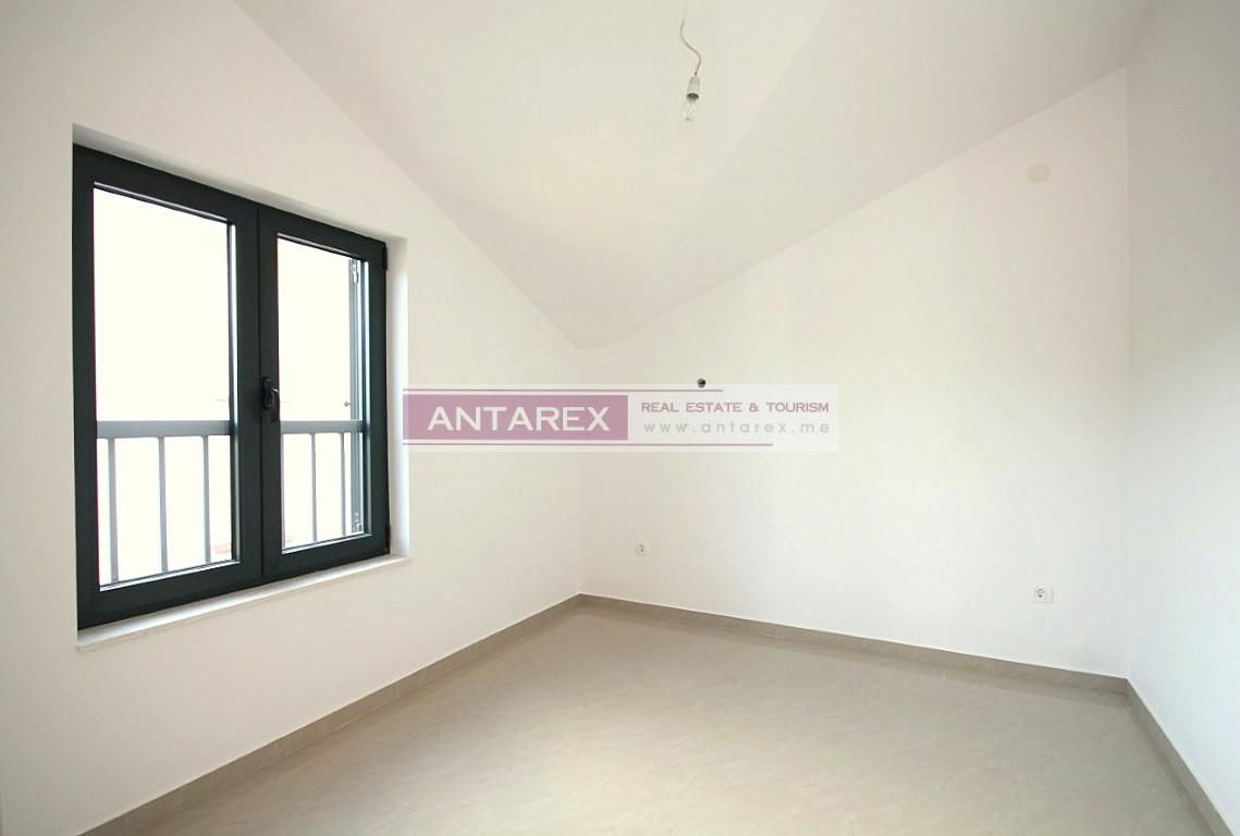 Апартаменты в Игало, Черногория, 97 м² - фото 11