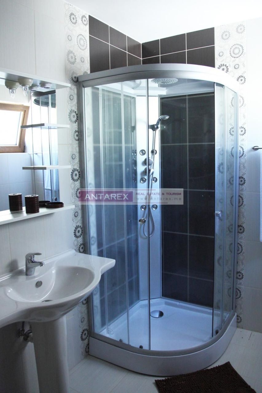 Вилла в Святом Стефане, Черногория, 354 м² - фото 16