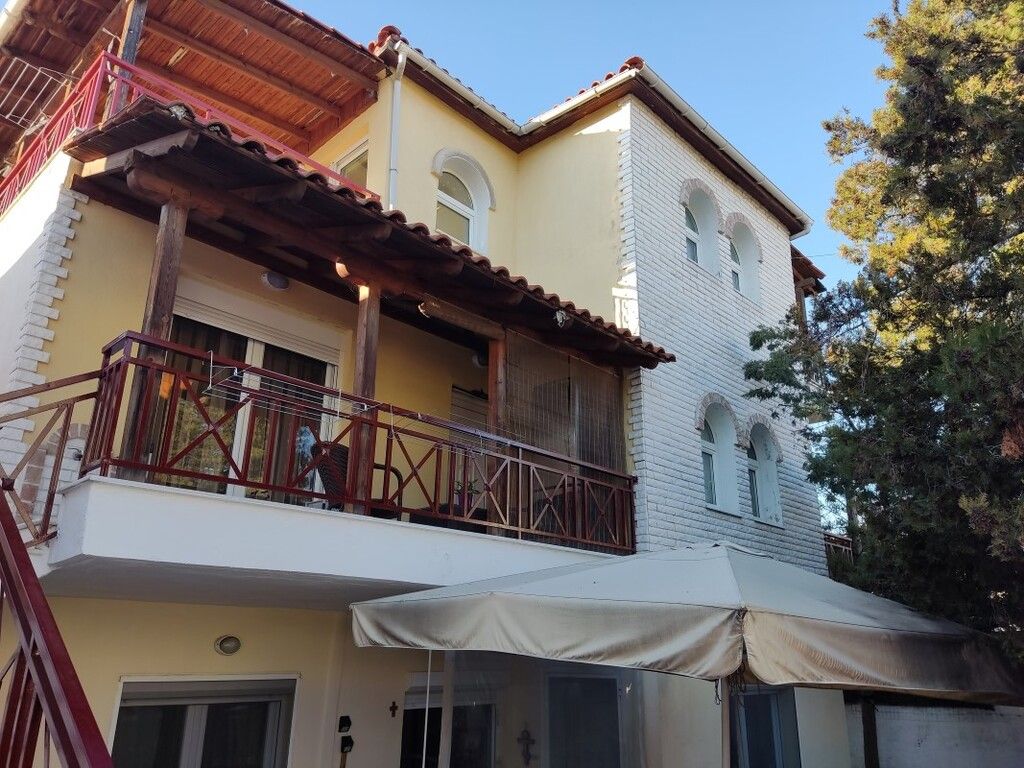 Дом в Салониках, Греция, 220 м² - фото 1
