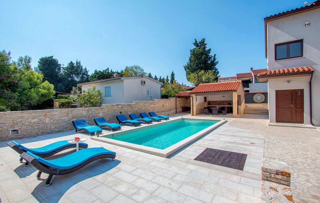 Дом в Премантуре, Хорватия, 370 м² - фото 13