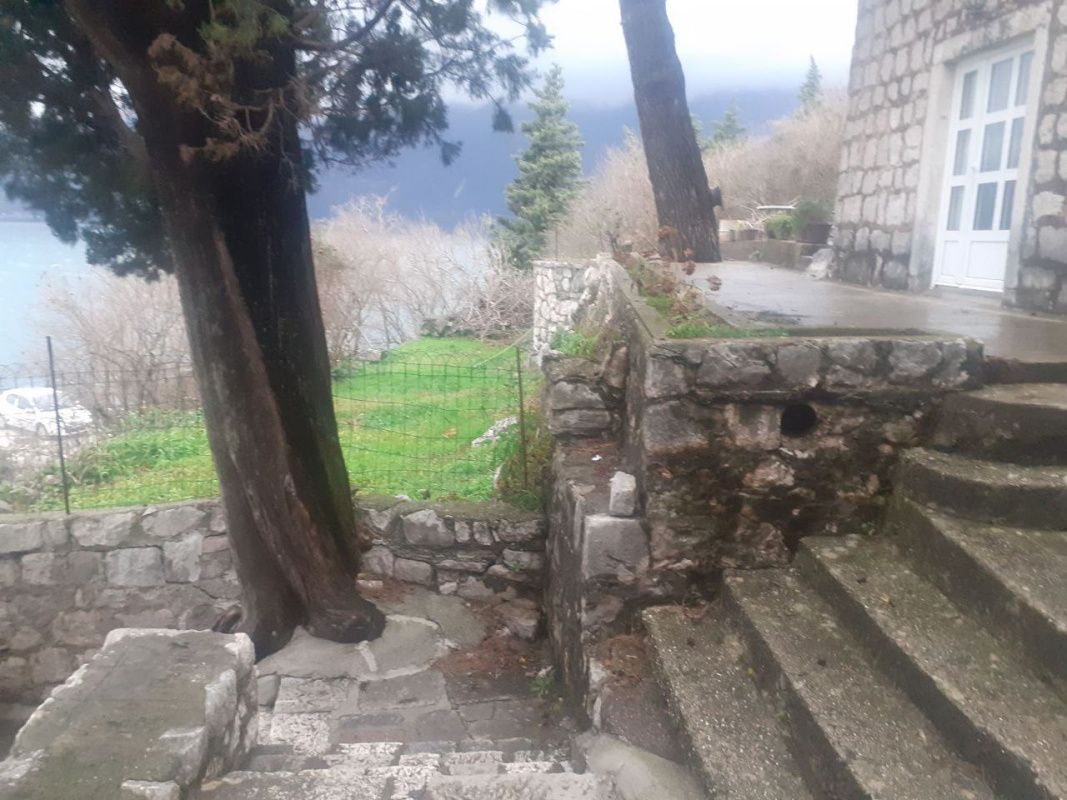 Дом в Перасте, Черногория, 120 м² - фото 2