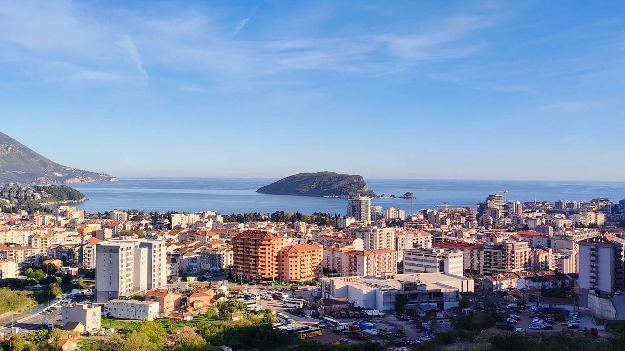 Квартира в Будве, Черногория, 68 м² - фото 12