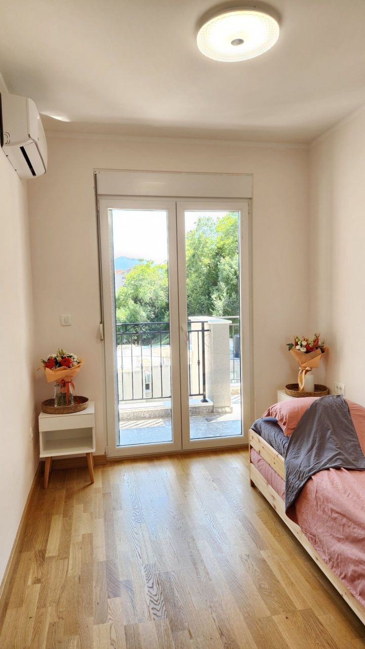 Квартира в Будве, Черногория, 65 м² - фото 11