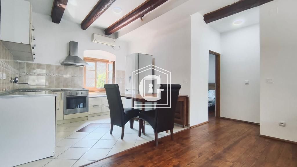 Коммерческая недвижимость в Которе, Черногория, 160 м² - фото 10