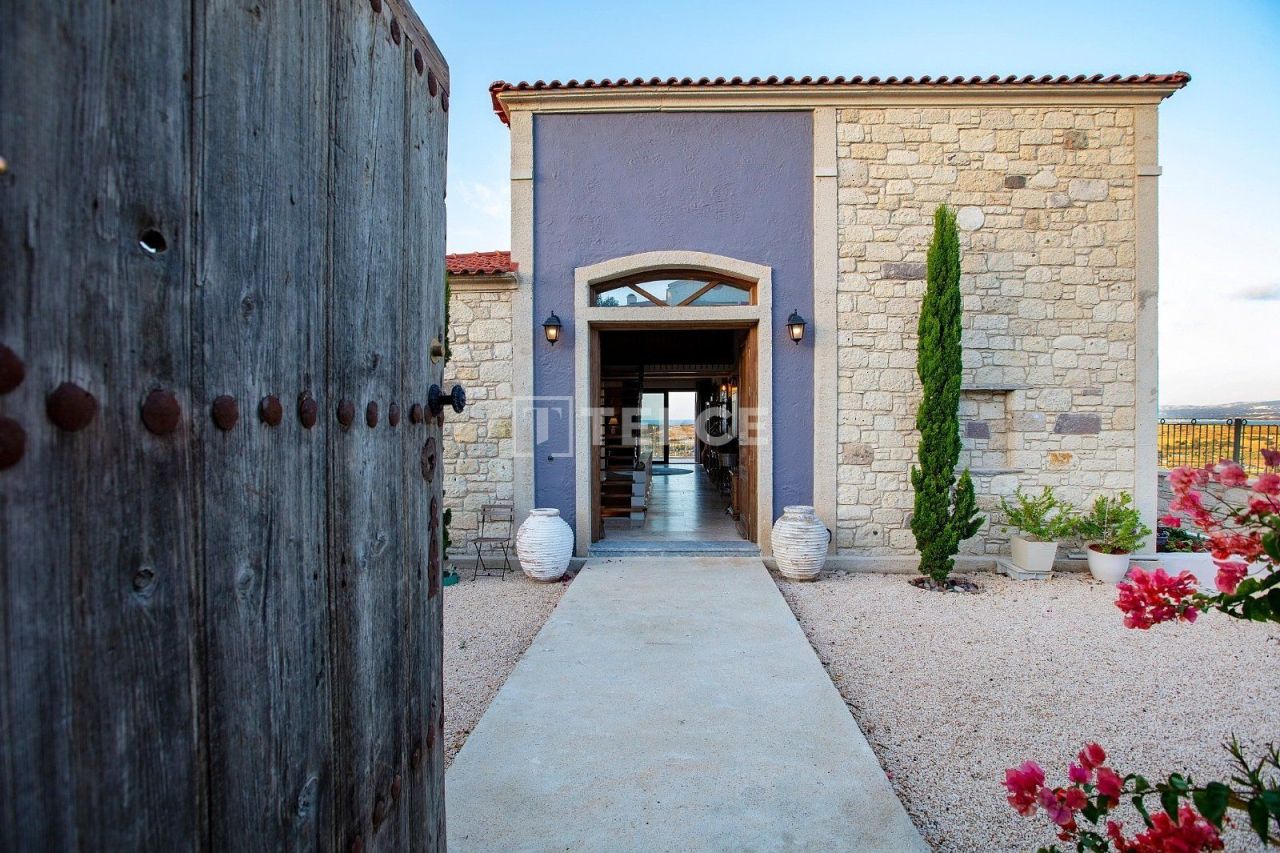 Вилла в Чешме, Турция, 580 м² - фото 17