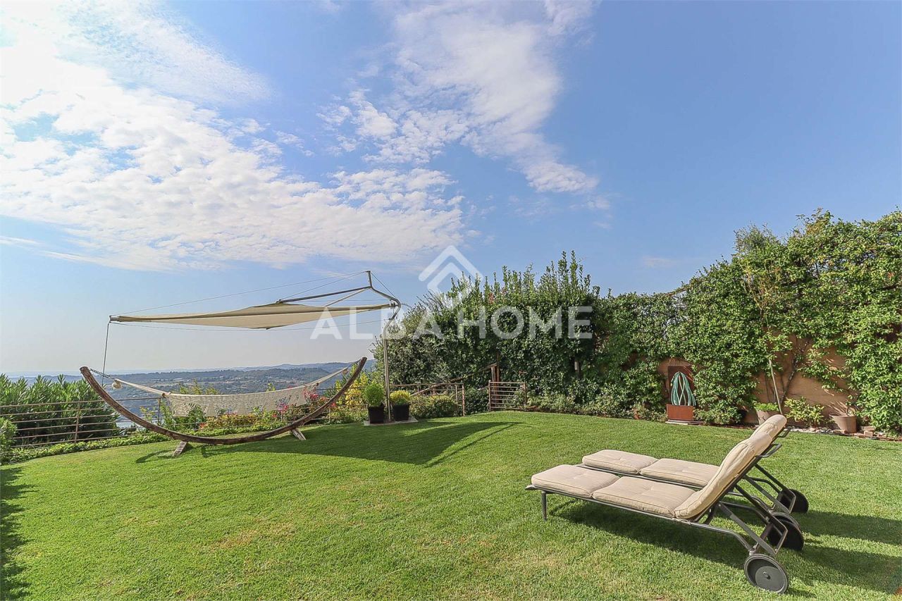 Вилла Via San Bartolomeo, Италия, 250 м² - фото 4