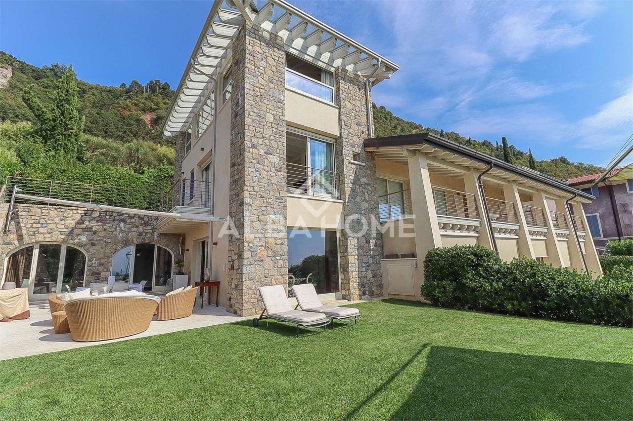 Вилла Via San Bartolomeo, Италия, 250 м² - фото 10