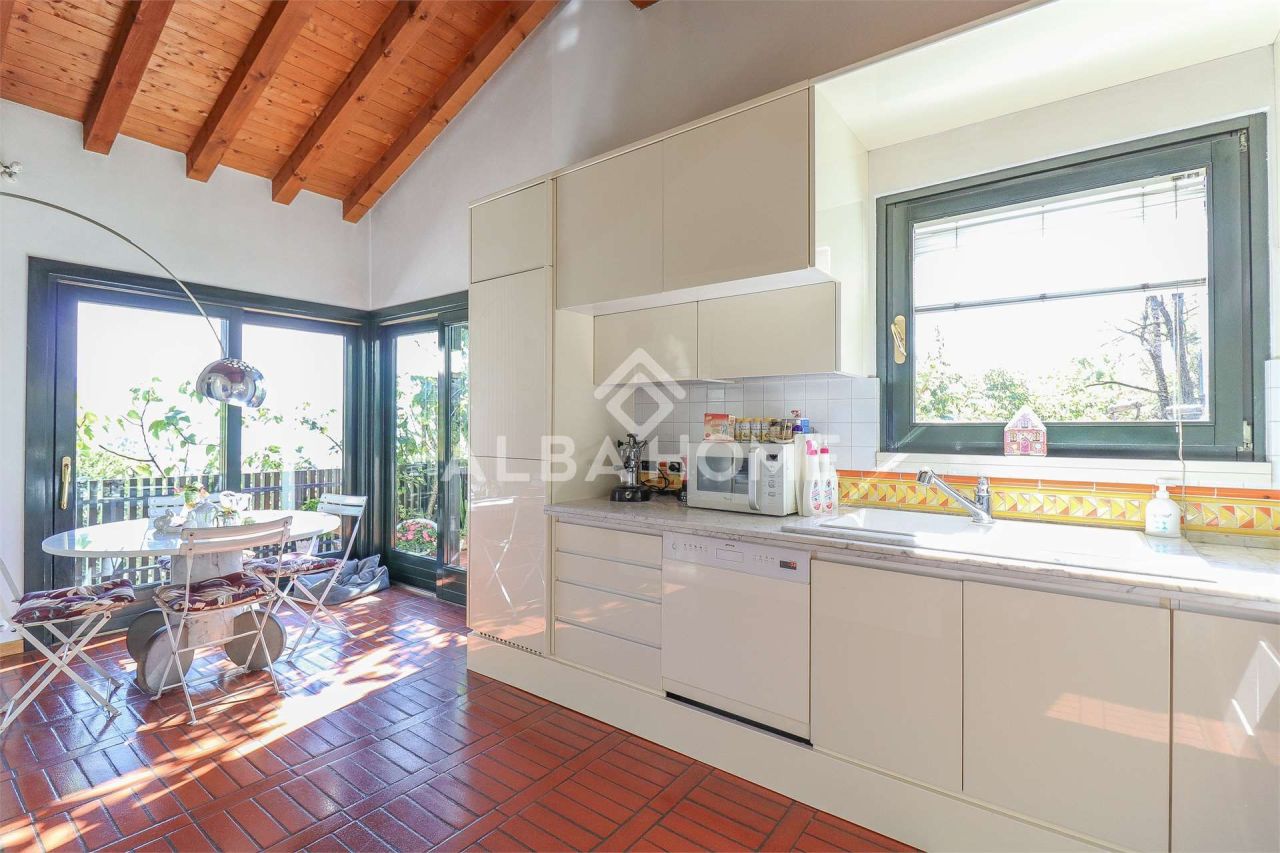 Вилла Via Europa, Италия, 500 м² - фото 15