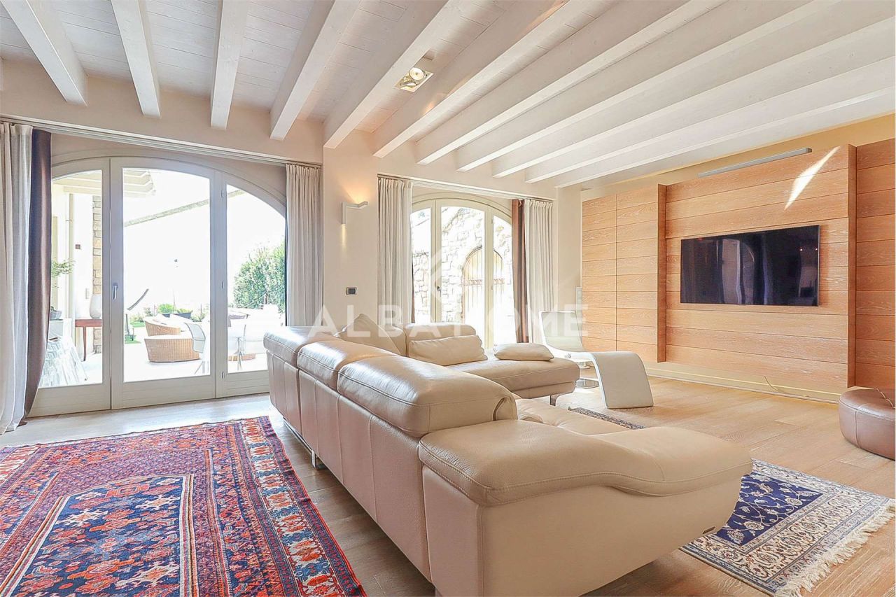 Вилла Via San Bartolomeo, Италия, 250 м² - фото 19