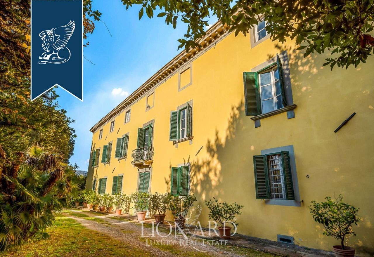 Вилла в Лукке, Италия, 1 700 м² - фото 2