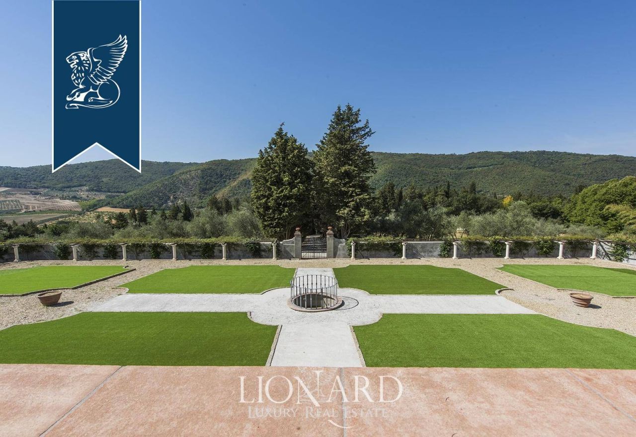 Вилла во Флоренции, Италия, 2 100 м² - фото 3