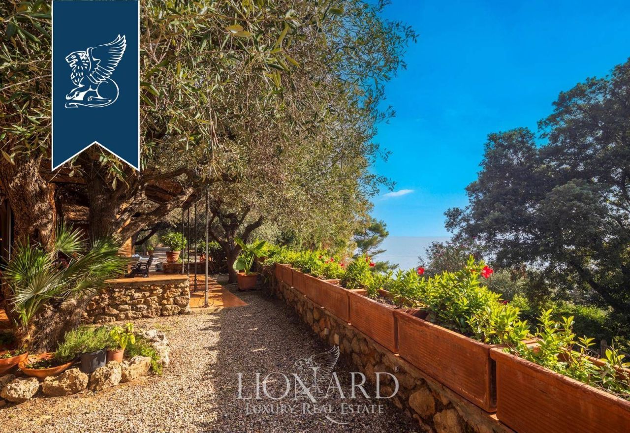 Вилла в Монте-Арджентарио, Италия, 350 м² - фото 5