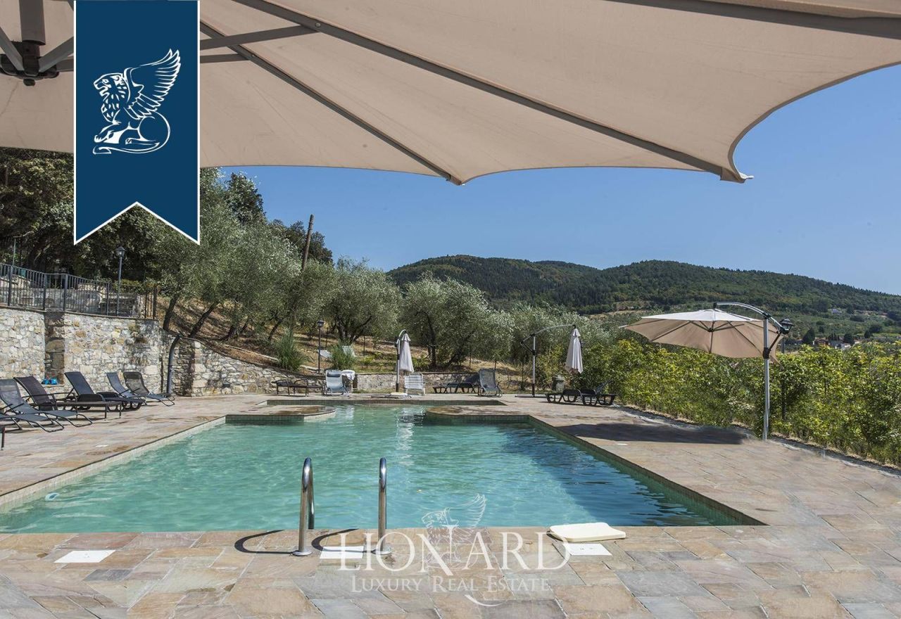 Вилла во Флоренции, Италия, 2 100 м² - фото 8